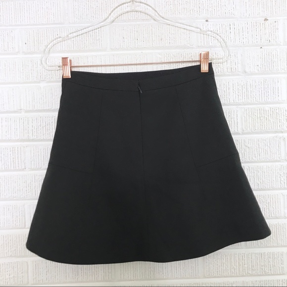J. Crew Fluted Skirt in Double Crepe Black Size 0 - Picture 3 of 8